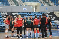 BOLU BELEDİYESPOR VOLEYBOL TAKIMIMIZ SAKARYA VOLEYBOL İLE HAZIRLIK MAÇI YAPTI