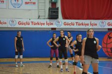 BOLU BELEDİYESPOR VOLEYBOL TAKIMIMIZ YENİ SEZON HAZIRLIKLARINA DEVAM EDİYOR